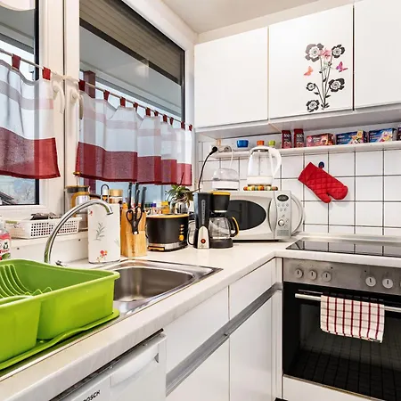 Szafranzimmervermietung * 빈넨