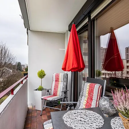 Apartment Szafranzimmervermietung *